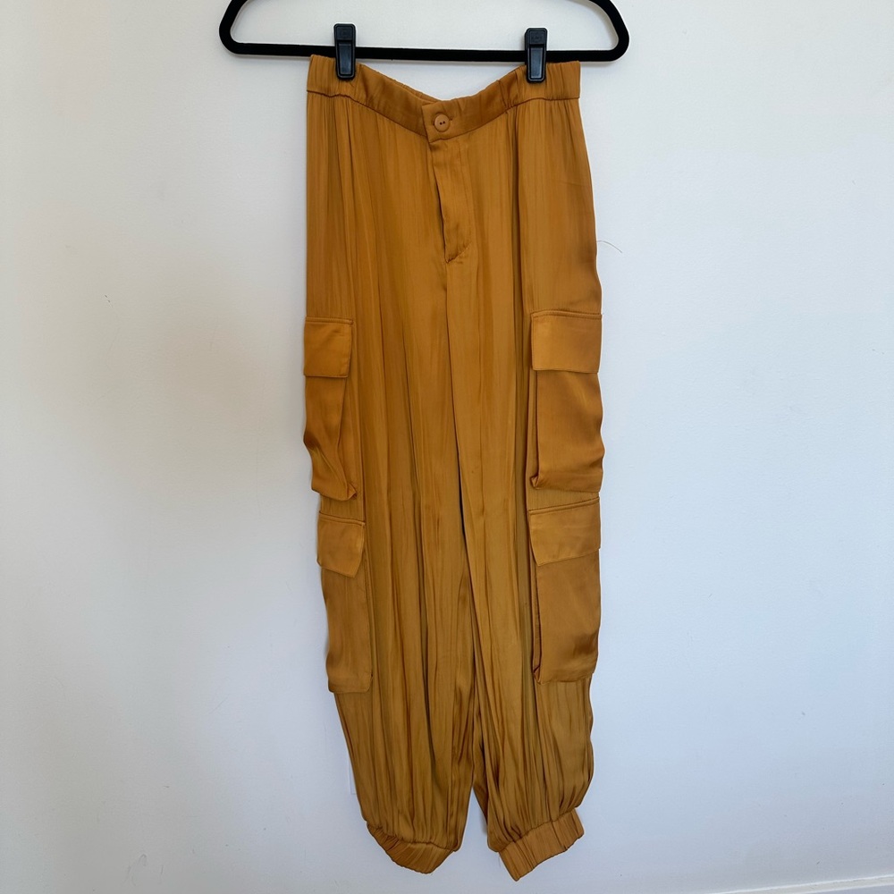 Mustard jogger trousers
